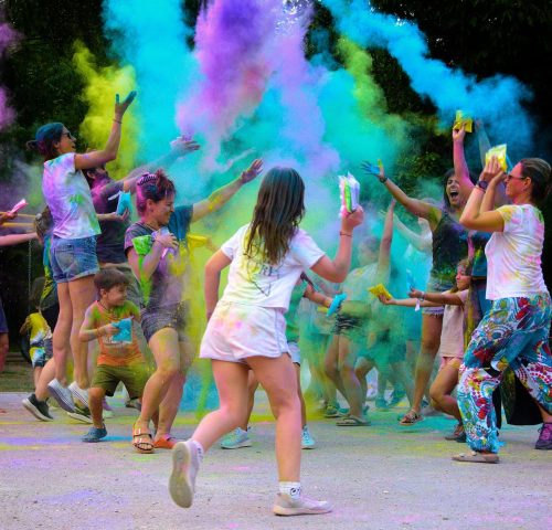 HOli 4